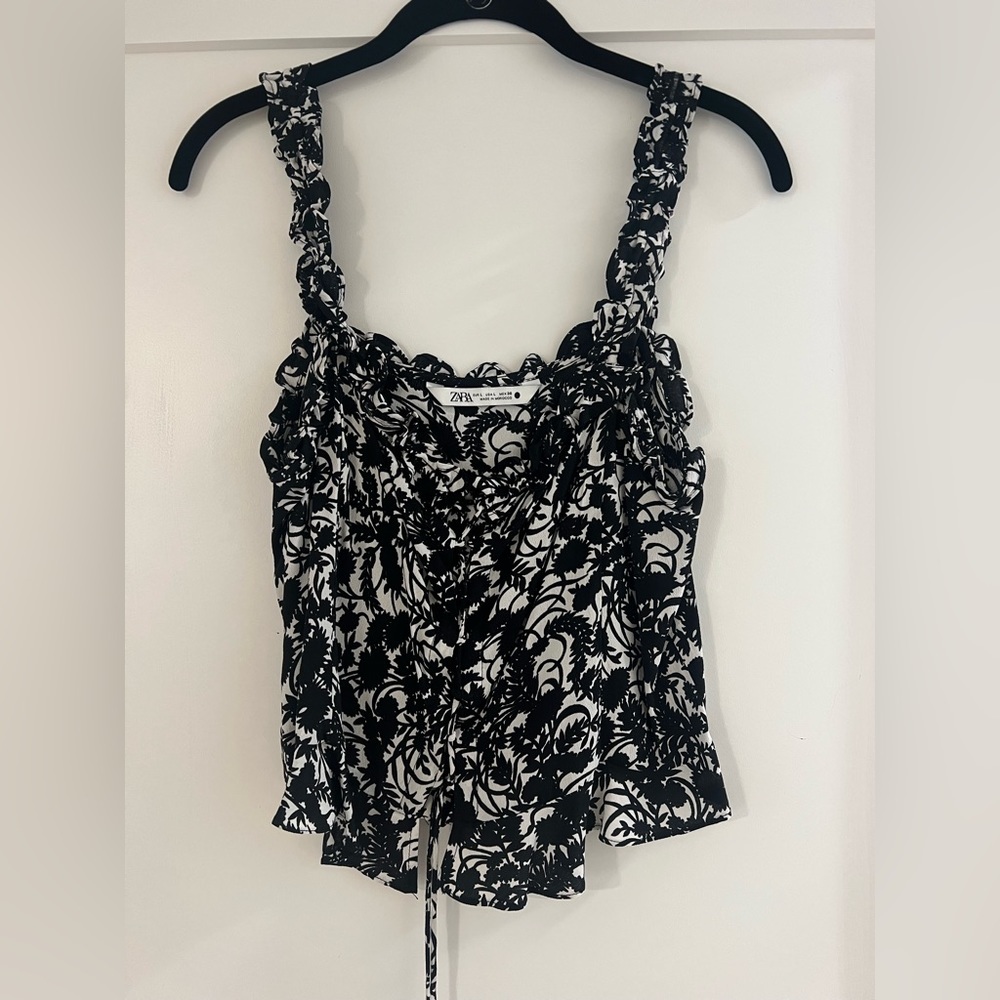 Zara black and white tank NWOT Sz L